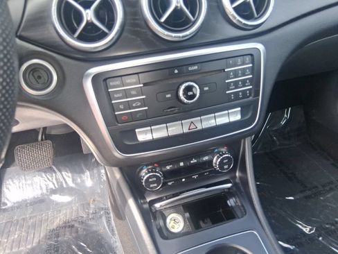 Used 2019 Mercedes-Benz CLA 250 4MATIC image 9