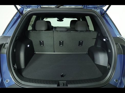 New 2026 Chevrolet Equinox LT w/ Safety and Technology Package AWD/4WD image 12