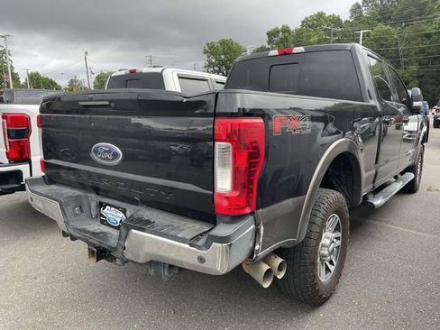 Used 2017 Ford F250 Lariat w/ Lariat Ultimate Package AWD/4WD image 6