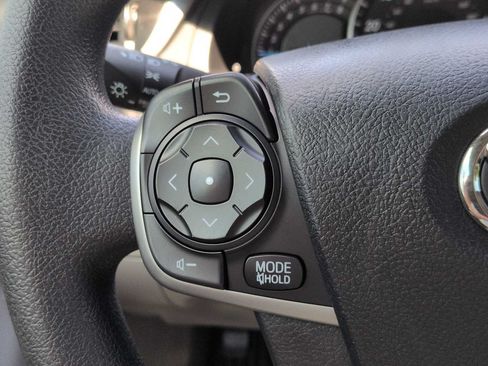 Used 2012 Toyota Camry LE FWD image 24