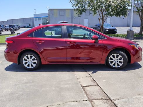 Used 2026 Toyota Corolla LE FWD image 21
