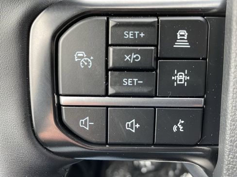 New 2026 Ford F250 Platinum w/ FX4 Off-Road Package image 21