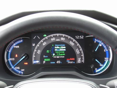 Certified 2022 Toyota RAV4 XSE image 26