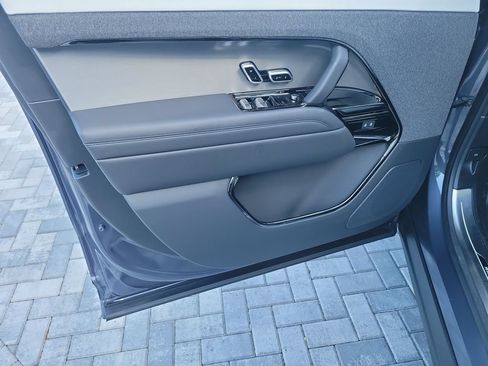 New 2026 Land Rover Range Rover Sport Dynamic SE AWD/4WD image 23