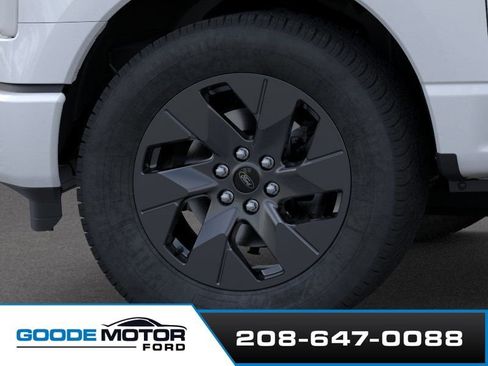 New 2025 Ford F150 Lightning Flash AWD/4WD image 19