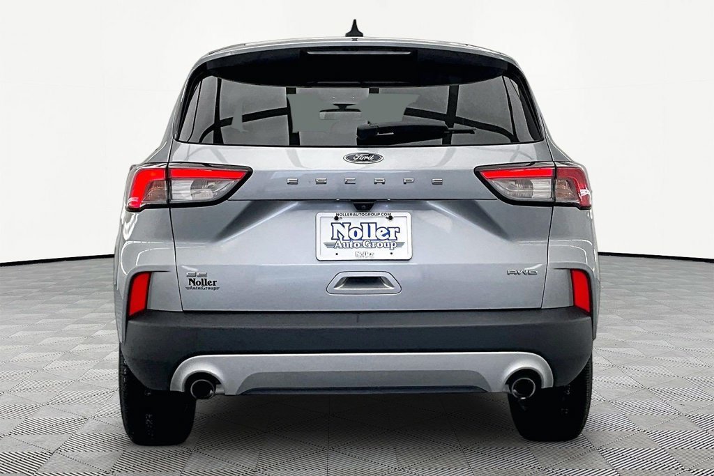 Certified 2022 Ford Escape SE w/ Convenience Package AWD/4WD image 4