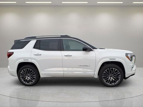 New 2026 GMC Terrain Denali w/ LPO, Black Badging Package AWD/4WD image 2