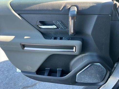 New 2025 GMC Hummer EV 3X image 27
