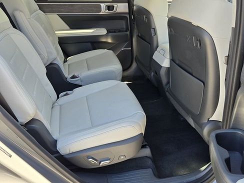 Used 2024 Hyundai Santa Fe Calligraphy FWD image 14