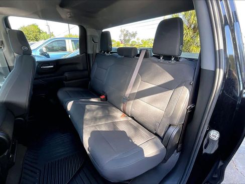 Certified 2022 Chevrolet Silverado 1500 Custom image 24