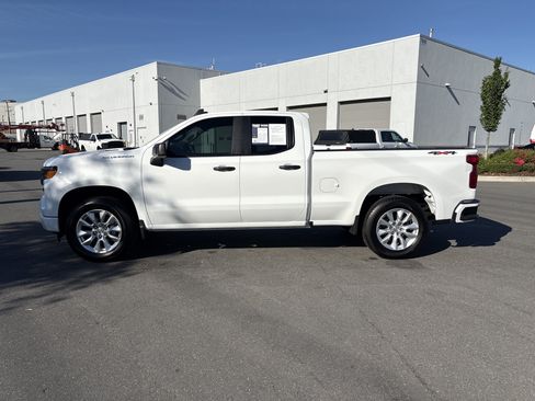 Used 2026 Chevrolet Silverado 1500 Custom AWD/4WD image 5