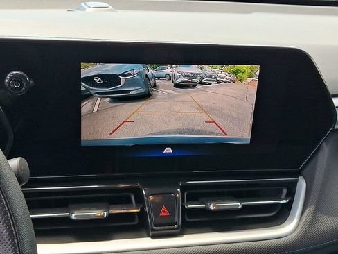 Used 2025 Chevrolet TrailBlazer LT AWD/4WD image 18