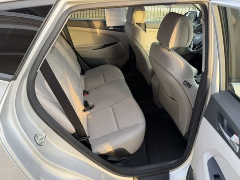 Used 2017 Hyundai Tucson SE image 14