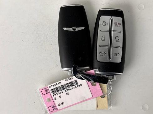 Used 2023 Genesis G70 2.0T AWD/4WD image 20
