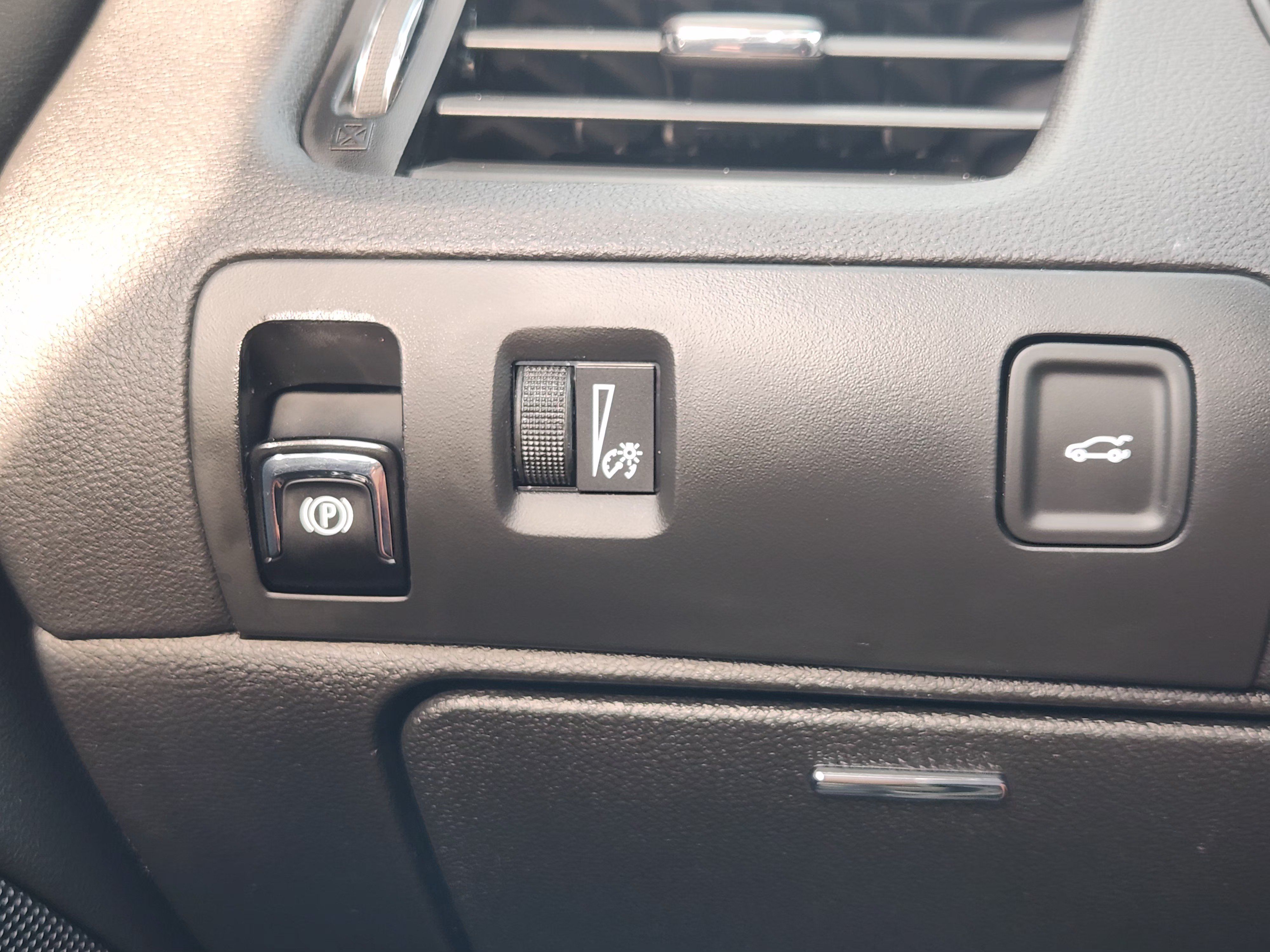 Used 2019 Chevrolet Impala LT w/ LT Leather Package FWD image 22