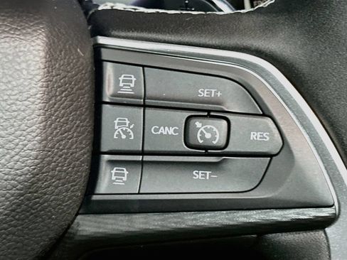 Certified 2025 Jeep Grand Cherokee L Altitude AWD/4WD image 30