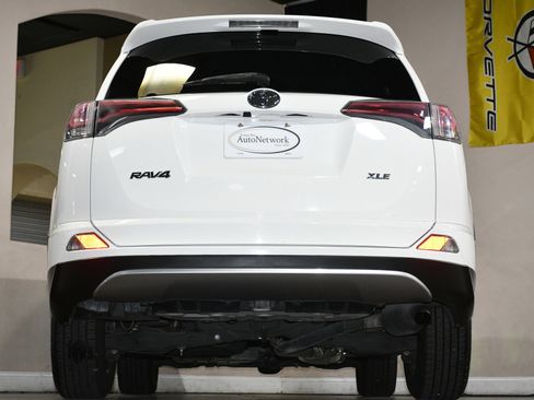 Used 2017 Toyota RAV4 XLE image 82