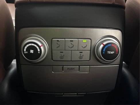 Used 2012 Hyundai Veracruz Limited image 29