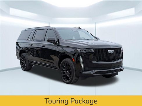 Used 2024 Cadillac Escalade ESV Sport Platinum w/ LPO, ONYX Package AWD/4WD image 9