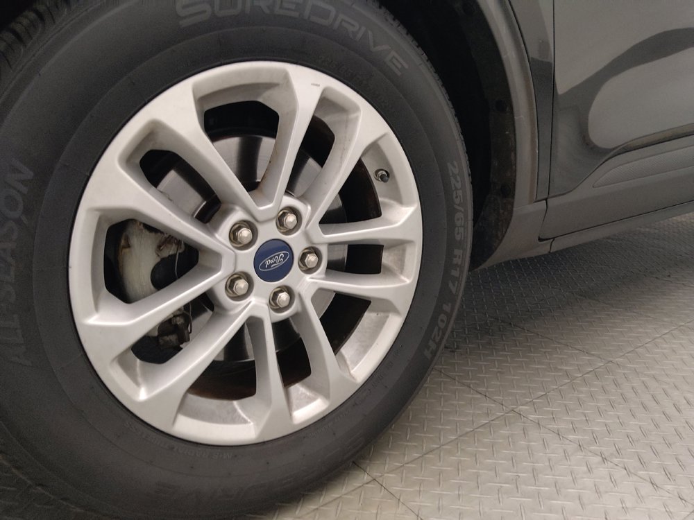 Used 2020 Ford Escape SE FWD image 31