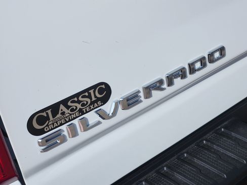 New 2026 Chevrolet Silverado 2500 W/T w/ WT Convenience Package image 9