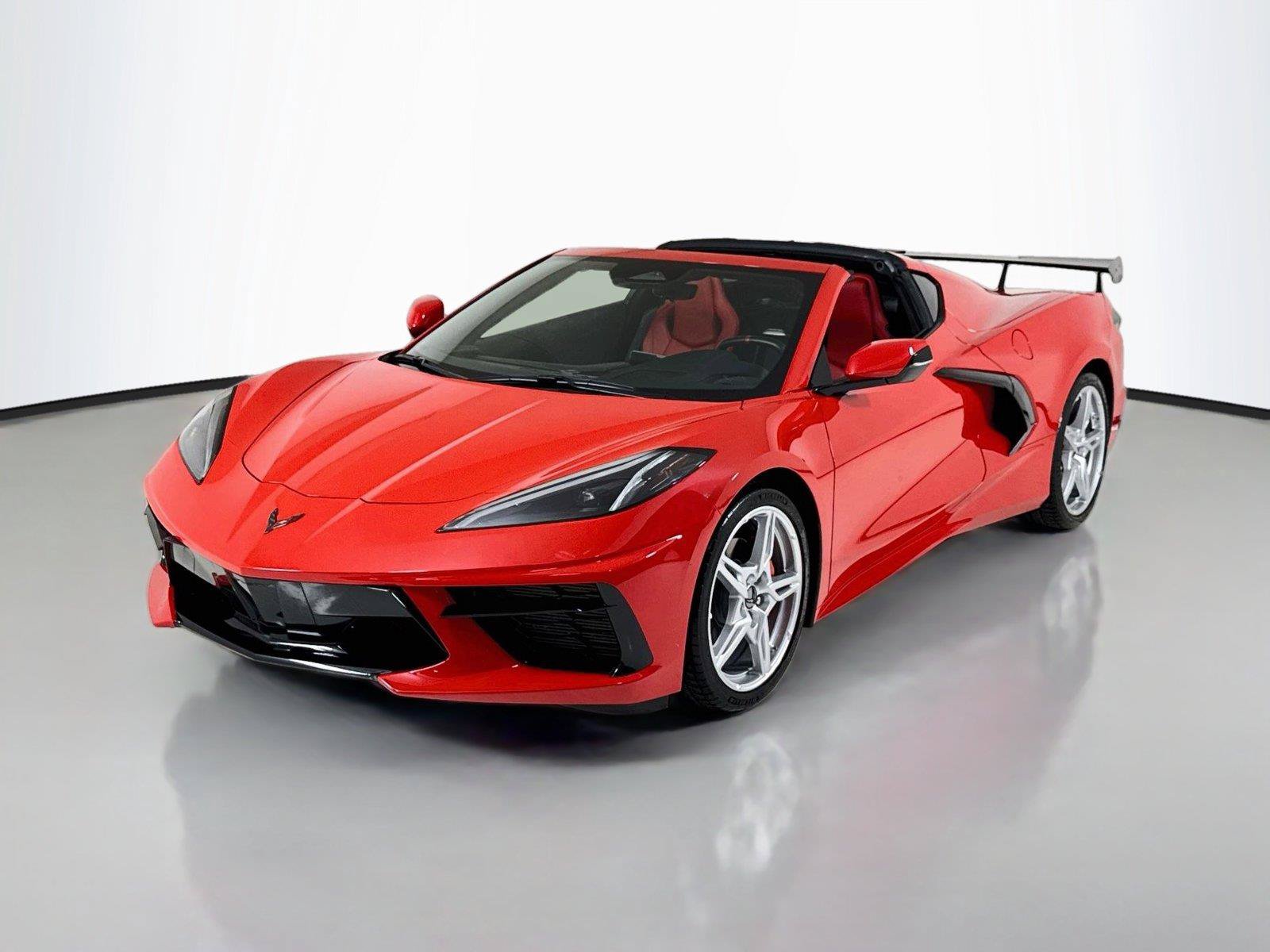 Used 2025 Chevrolet Corvette Stingray Coupe w/ 1LT RWD image 9
