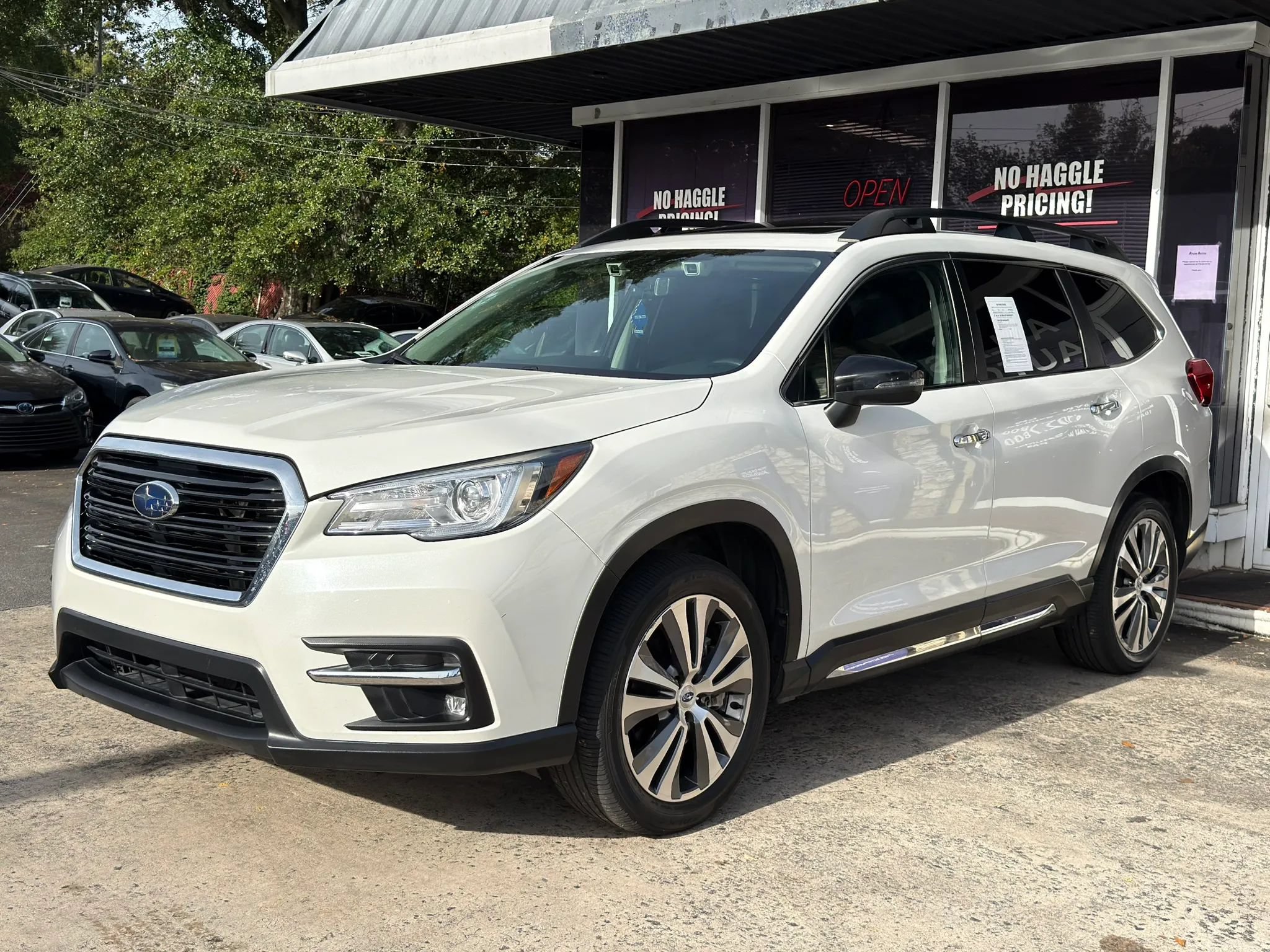 Used 2022 Subaru Ascent Touring AWD/4WD image 3