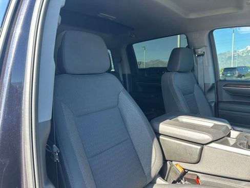 Used 2022 GMC Sierra 1500 SLE AWD/4WD image 18