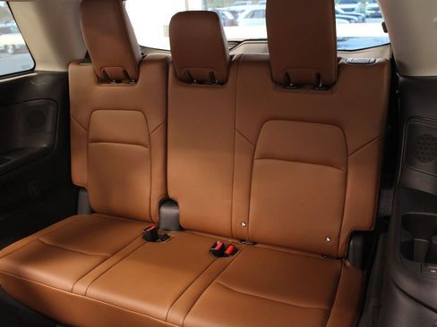 Used 2025 Nissan Pathfinder Platinum w/ Cargo Package FWD image 37