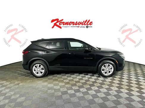 Used 2022 Chevrolet Blazer LT image 8