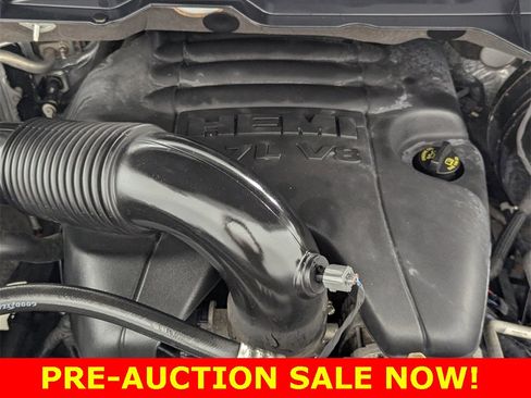 Used 2014 RAM 1500 Classic SLT image 10