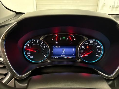 Used 2020 Chevrolet Equinox LT AWD/4WD image 16
