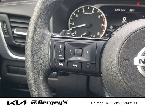 Used 2021 Nissan Rogue S image 21