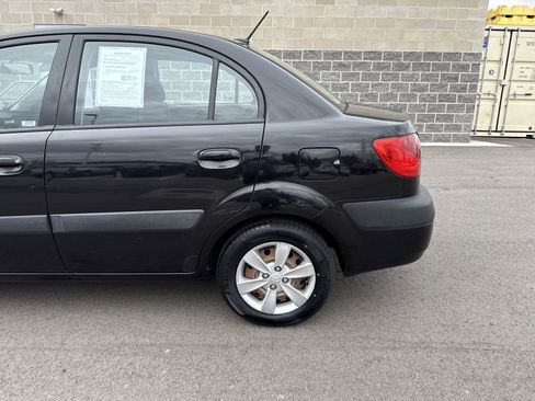 Used 2009 Kia Rio LX image 4