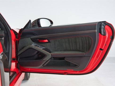 Used 2023 Porsche 718 Cayman GT4 RS image 30