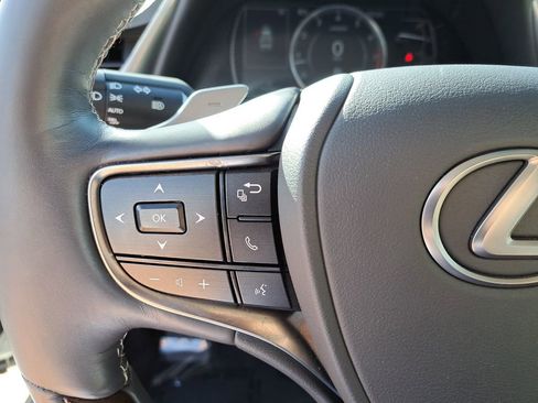 Used 2021 Lexus ES 350 w/ Premium Package image 19