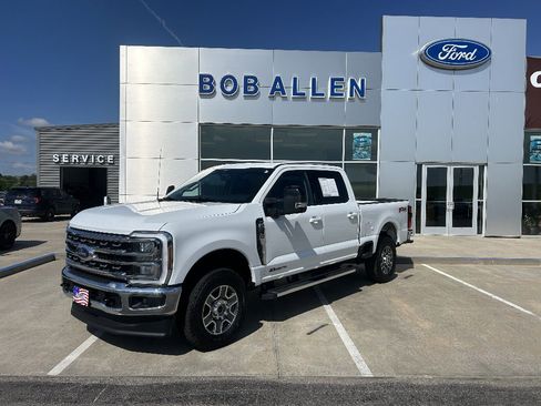 Used 2024 Ford F250 Lariat w/ FX4 Off-Road Package AWD/4WD image 1
