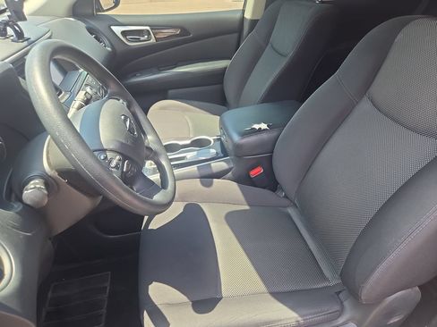 Certified 2020 Nissan Pathfinder S FWD image 15