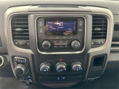 Used 2015 RAM 1500 Express image 26