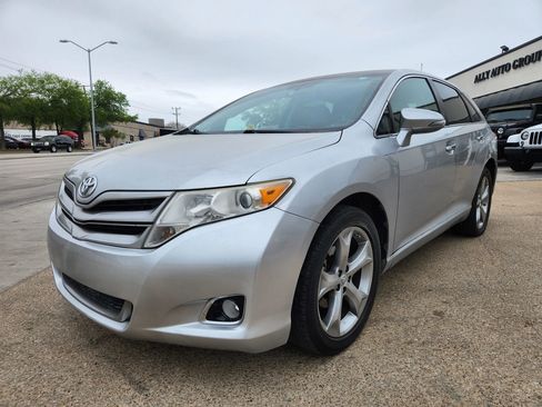 Used 2015 Toyota Venza XLE w/ XLE Premium Package FWD image 1