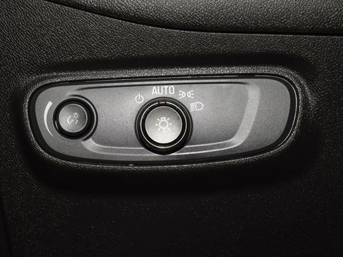Used 2022 Chevrolet Equinox LT AWD/4WD image 35