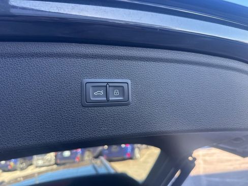 Used 2020 Audi Q5 2.0T Premium Plus w/ Premium Plus Package image 27