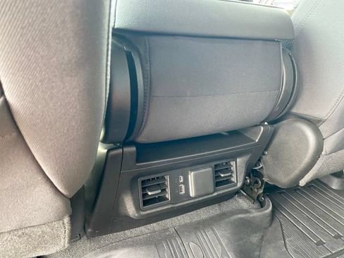 Certified 2024 Chevrolet Silverado 1500 LT AWD/4WD image 21