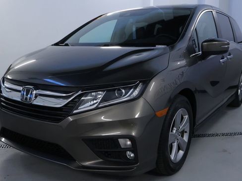 Used 2019 Honda Odyssey EX-L image 3