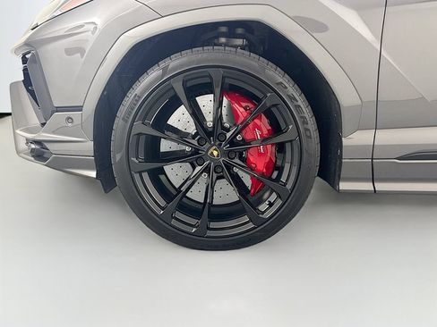 Used 2024 Lamborghini Urus S AWD/4WD image 33