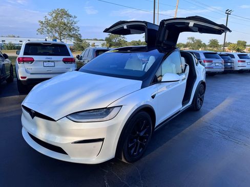 Used 2022 Tesla Model X AWD/4WD image 3