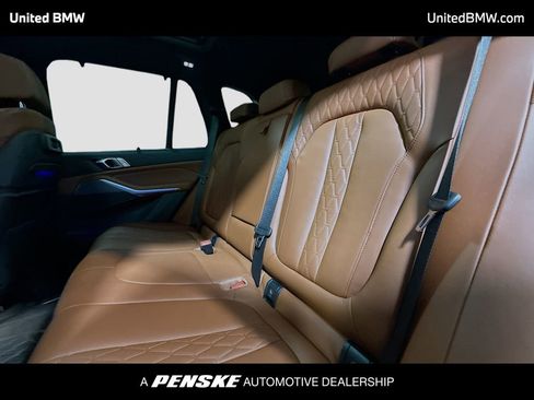 Used 2022 BMW X5 xDrive40i w/ M Sport Package AWD/4WD image 13