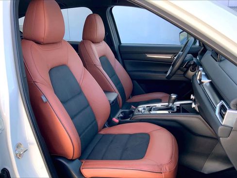 Certified 2024 MAZDA CX-5 Carbon Edition image 8