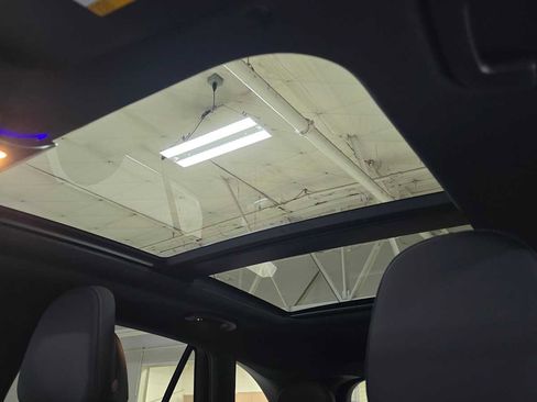 Certified 2025 Mercedes-Benz GLC 350e 4MATIC image 22