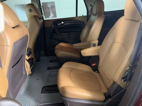 Used 2017 Buick Enclave Leather AWD/4WD image 7
